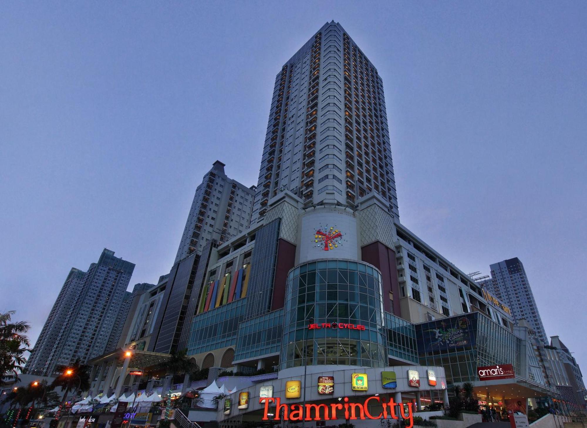 Amaris Hotel Thamrin City Джакарта Экстерьер фото